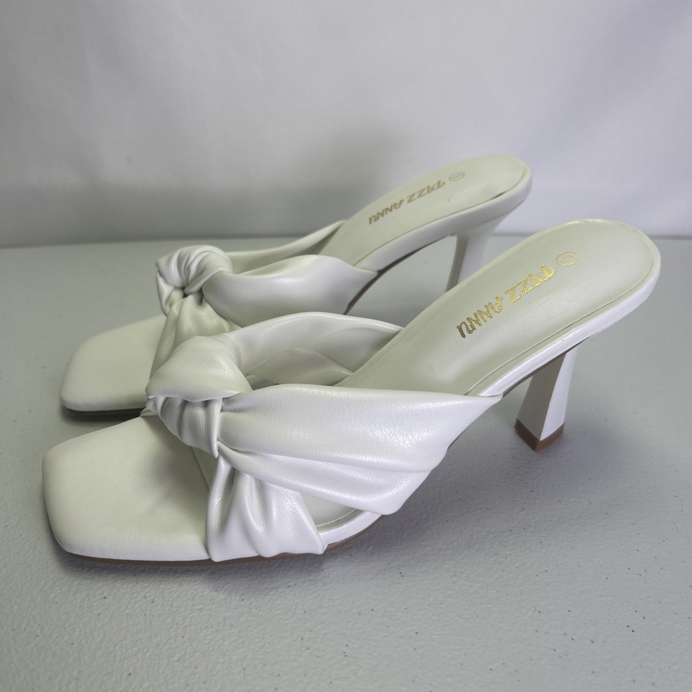 PIZZ ANNU Ariana Women Knotted Heels Sandals White Square Toe Slip On Size 6 NIB